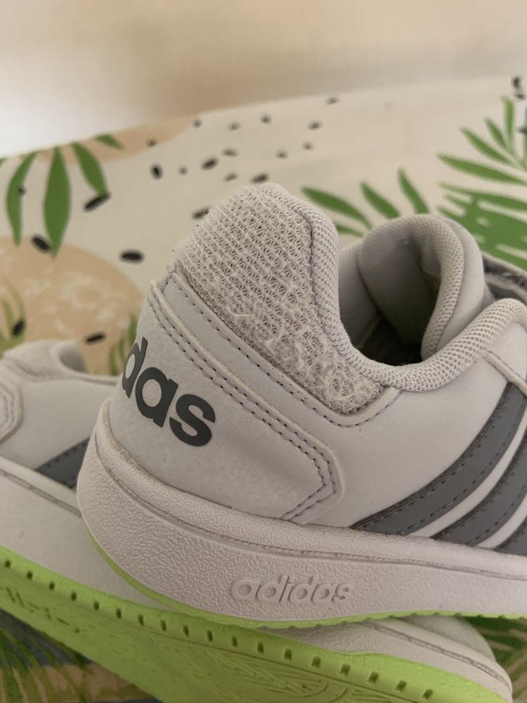 Adidas кросівки оригінал