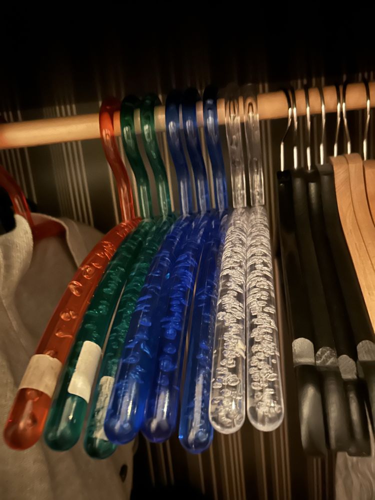 Wieszkai plastikowe przezroczyste 9 szt