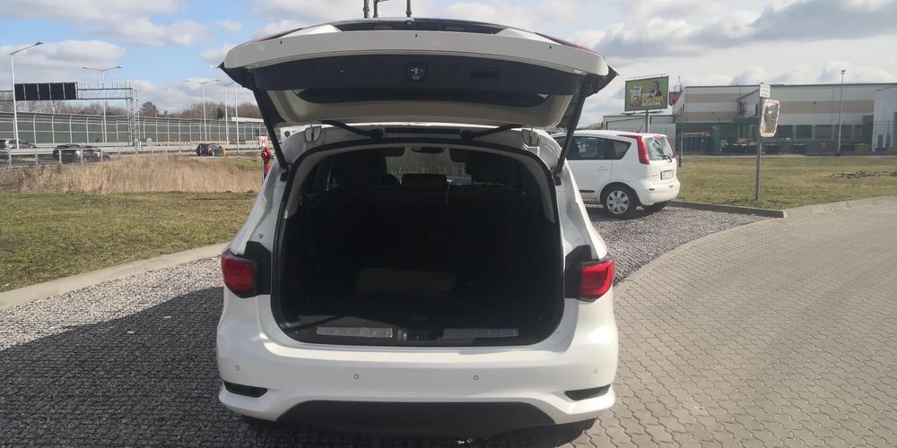 Infiniti QX60 3.5L 262KM 4X4 7 osobowy