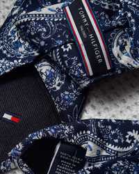 100% Jedwab Tommy Hilfiger logo krawat niebieski granat print paisley