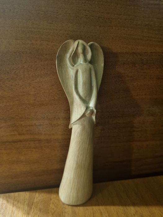 Anioł sliczna figurka