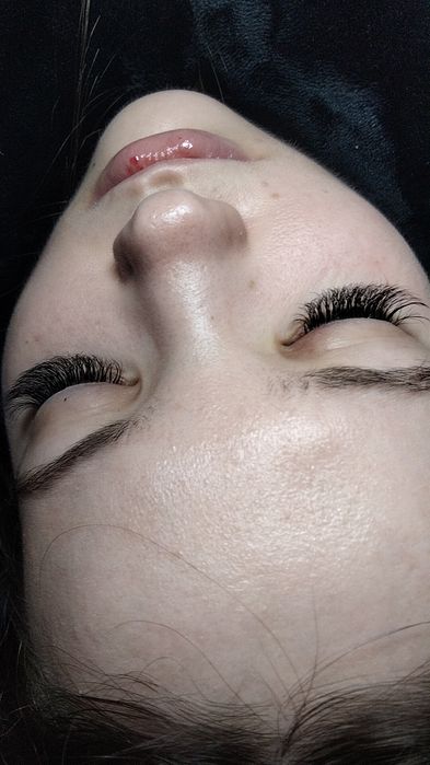 Нарощування вій .