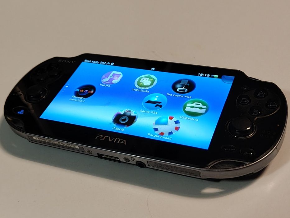 Konsola Sony psVita PlayStation ps Vita gra FIFA