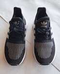 Sapatinha adidas nº34