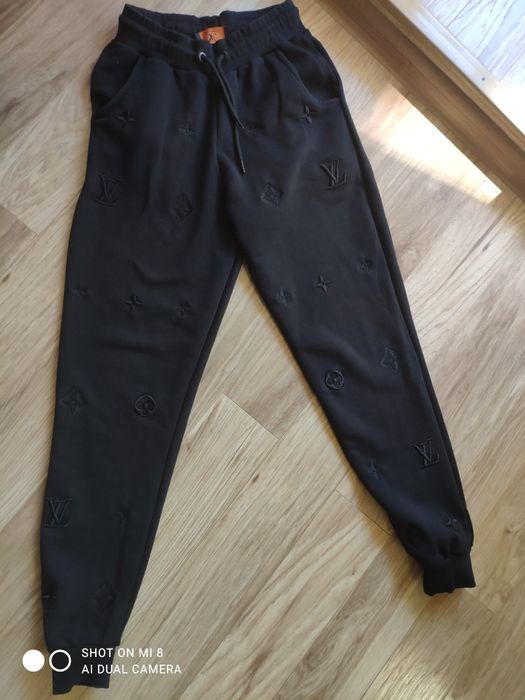 Костюм Louis Vuitton