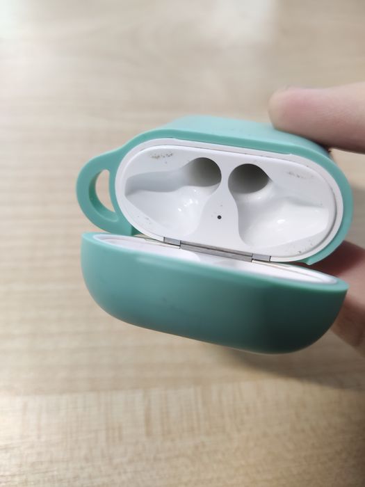Кейс Apple AirPods A1602, бирюзовый чехол в комплекте
