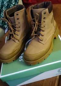 Vendo botas novas