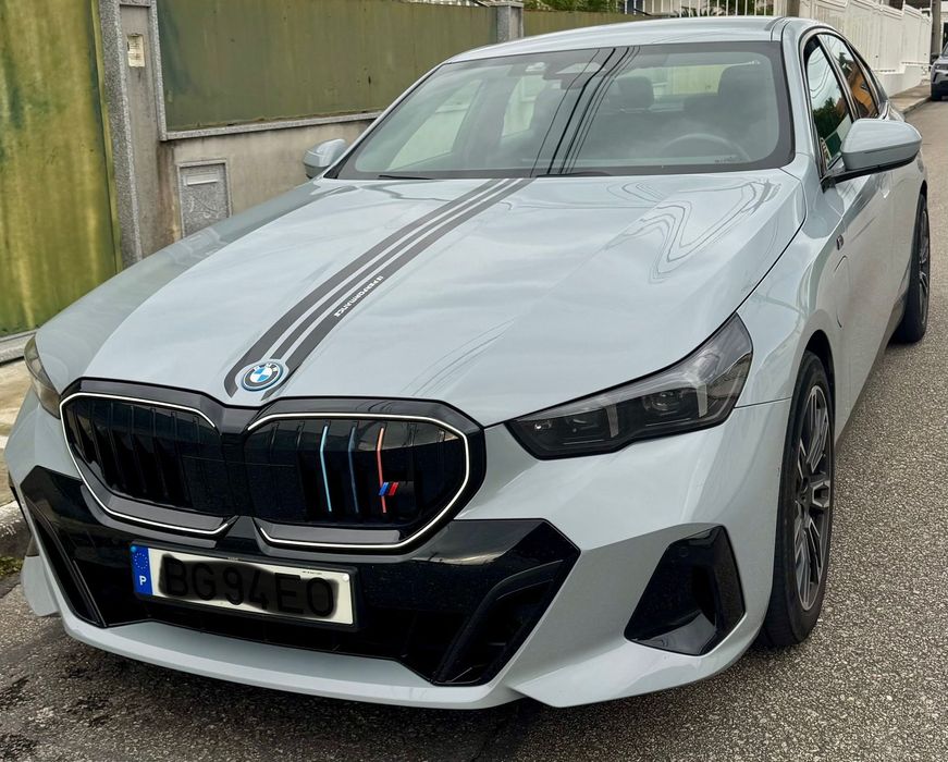 BMW 530 e Pack Desportivo M Pro