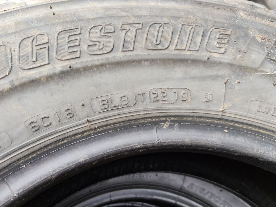 Opony 2szt Bridgestone 215/70R15C