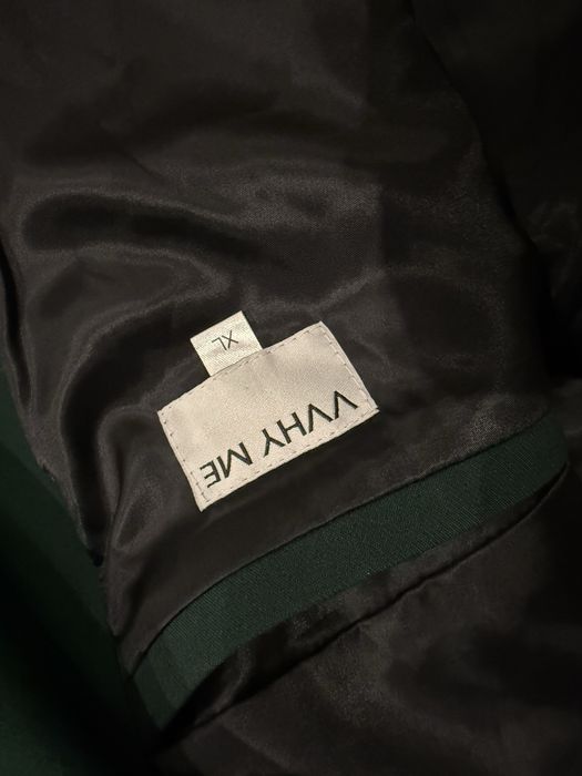 Смарагдовий піджак WHY ME від Максима Ткачова