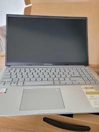 Nowy laptop ASUS vivobook