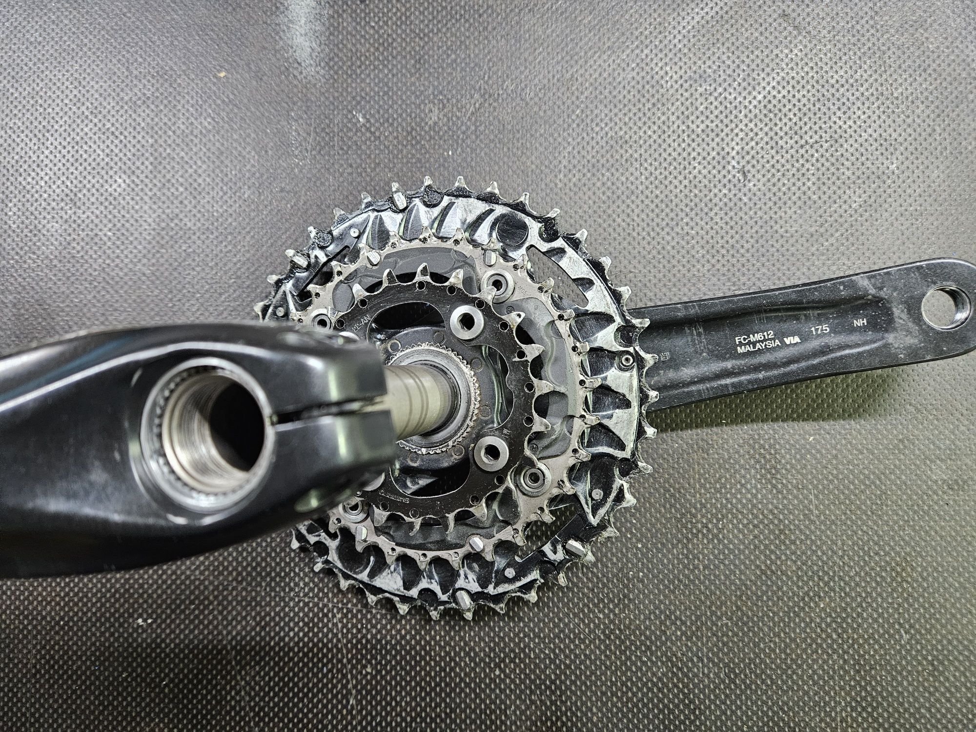 Mechanizm korbowy shimano deore mtb