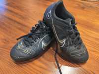 Buty piłkarskie dziecięce Nike Mercurial roz. 33