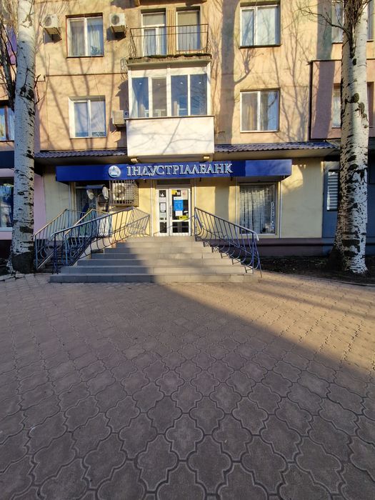 Вул. Костенко! 100кв.м в центрі міста!