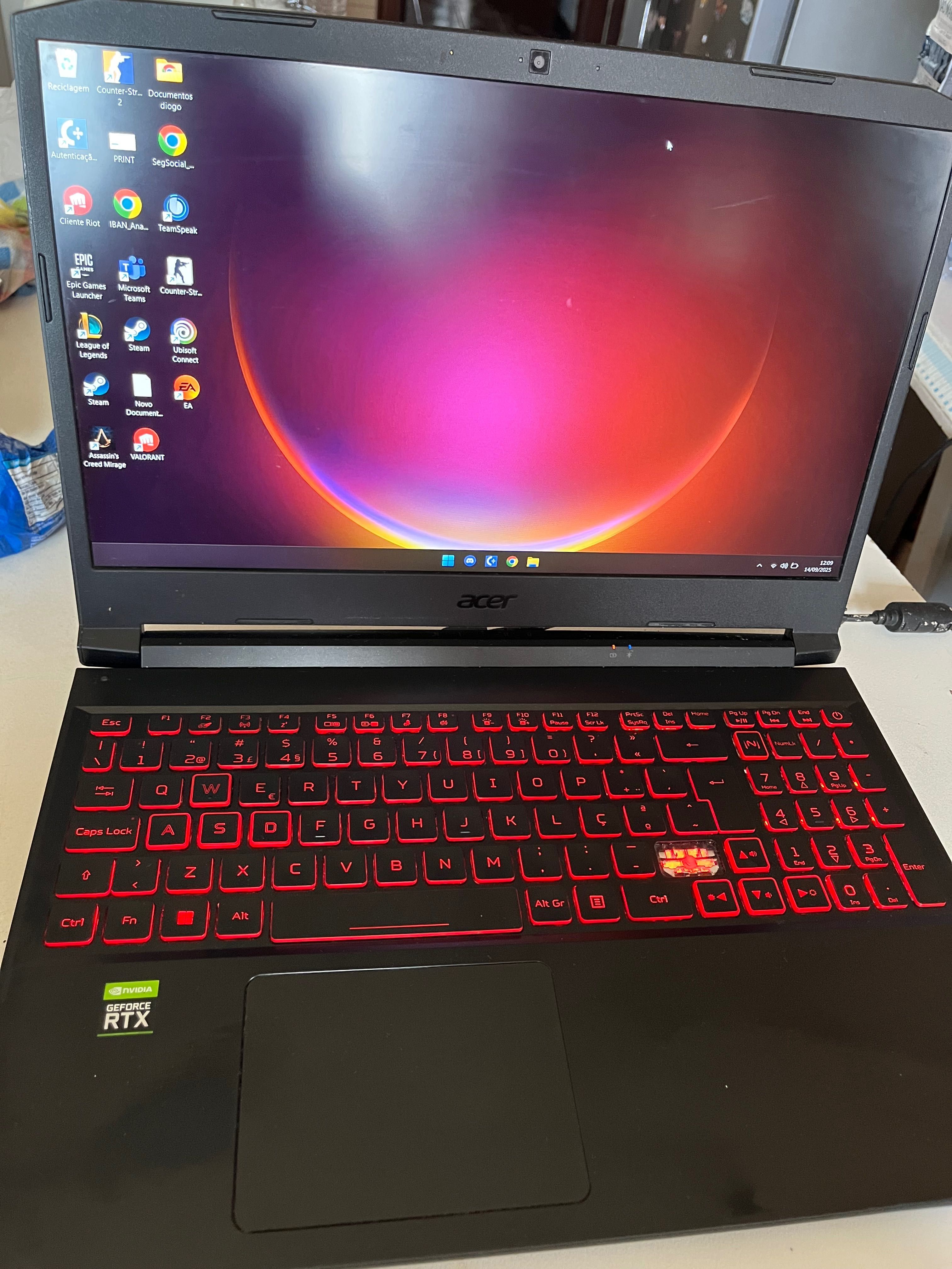 Vendo portatil gaming ou troco por ps5