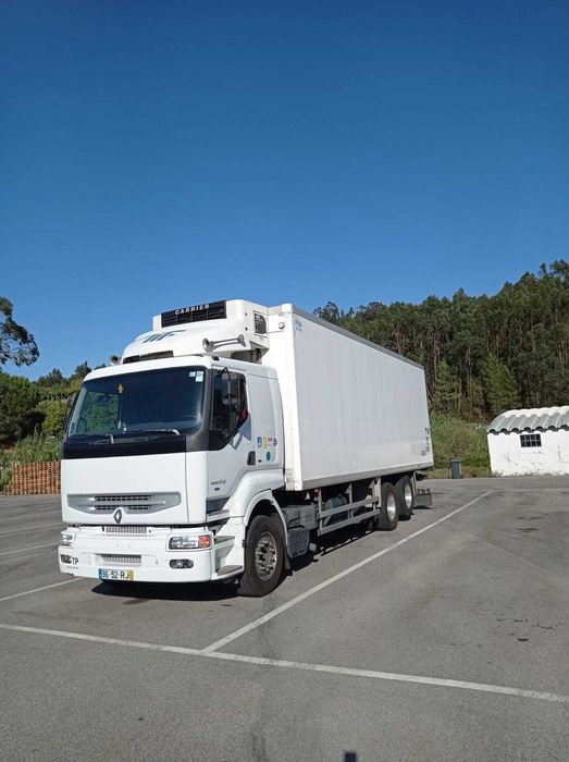 Renault Camião frigorifico de três eixos