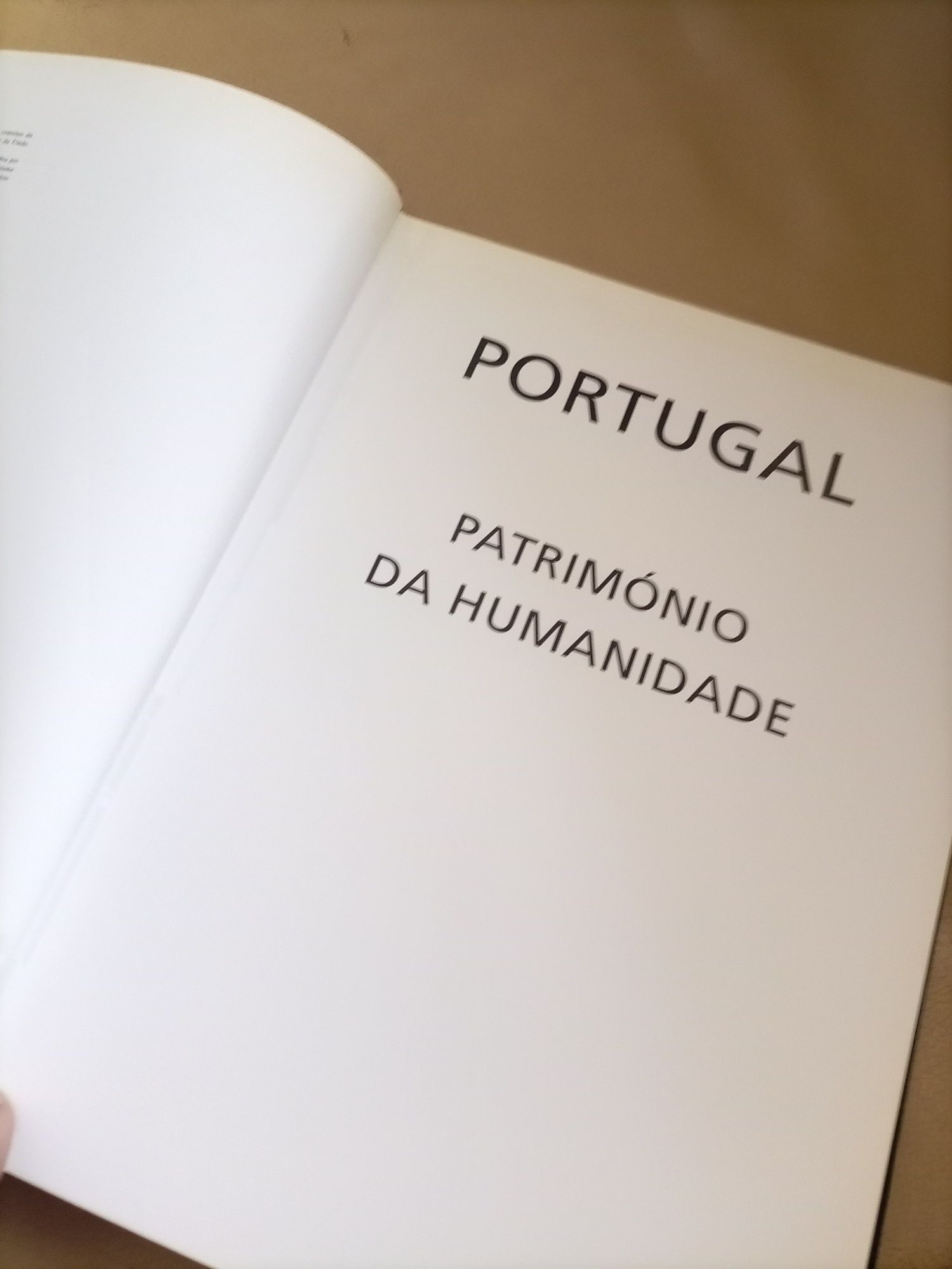 Livro "Descubra o Mundo"- Portugal Património da Humanidade