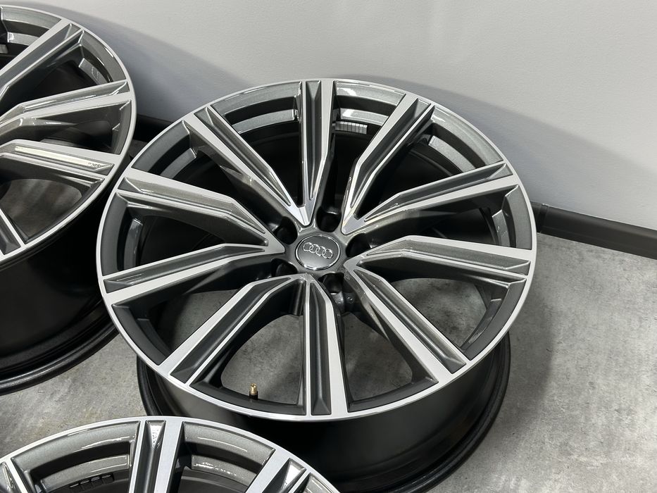 Оригінальні диски Audi Q8, SQ8 5х112 R21! 4M8601025G