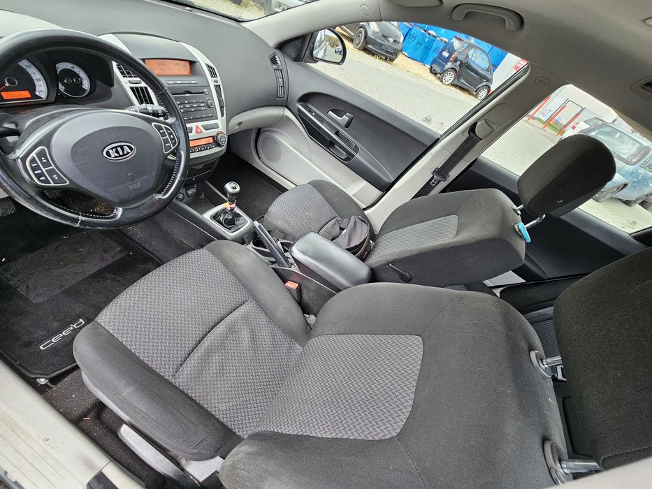 Kia cee'd Sportwagon XE 1,6 benzyna