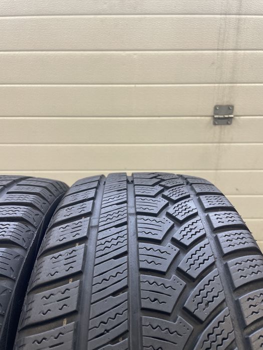 2x Opona zimowa 215/55 R17 Sunfull