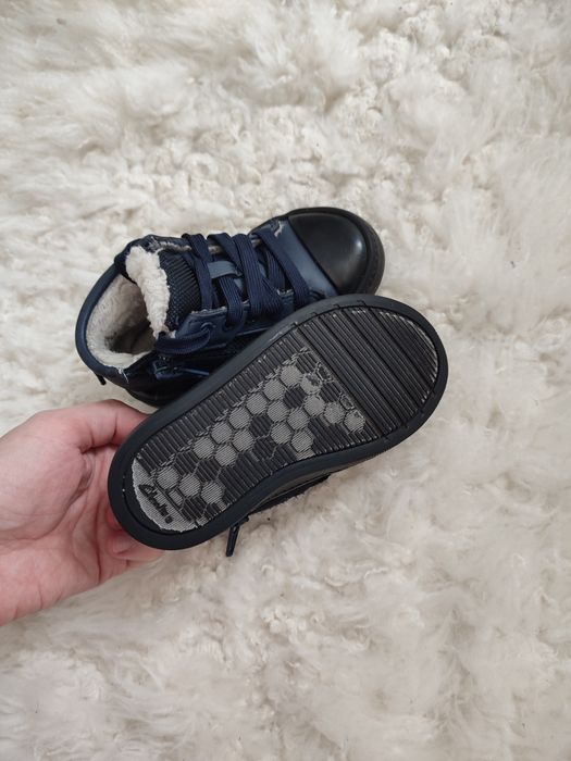 Дитяче зимове осіннє шкіряне взуття Clarks, Geox 22 23 розмір