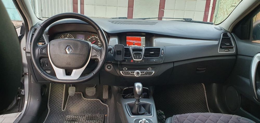 Renault Laguna 3 (2012) рено лагуна 1.5 к9к