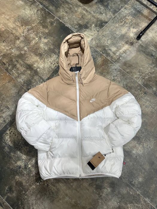 Пуховик Nike Storm-Fit бежевий/куртка найк шторм фіт біло-бежева/nike