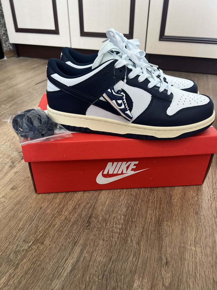 Nike dunk low pro navy blue