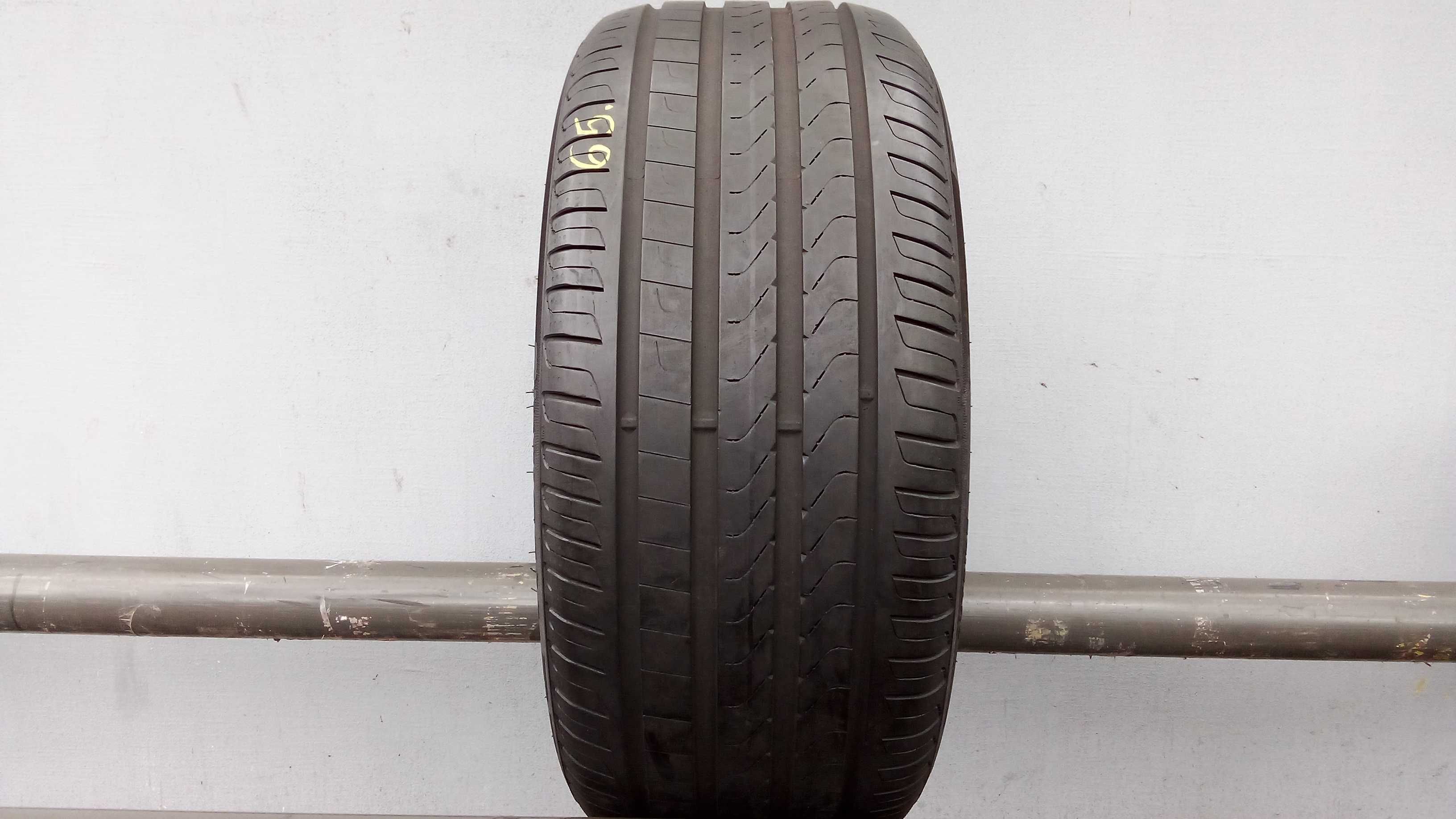 Pojedyncza Opona Letnia Pirelli Cinturato P7 275x40x18 103Y 5,1mm