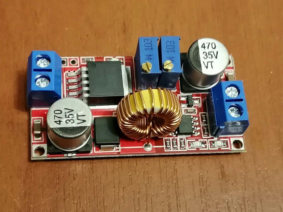 Понижающий DC-DC 5A. модуль питания/зарядка светодиодный драйверXL4015