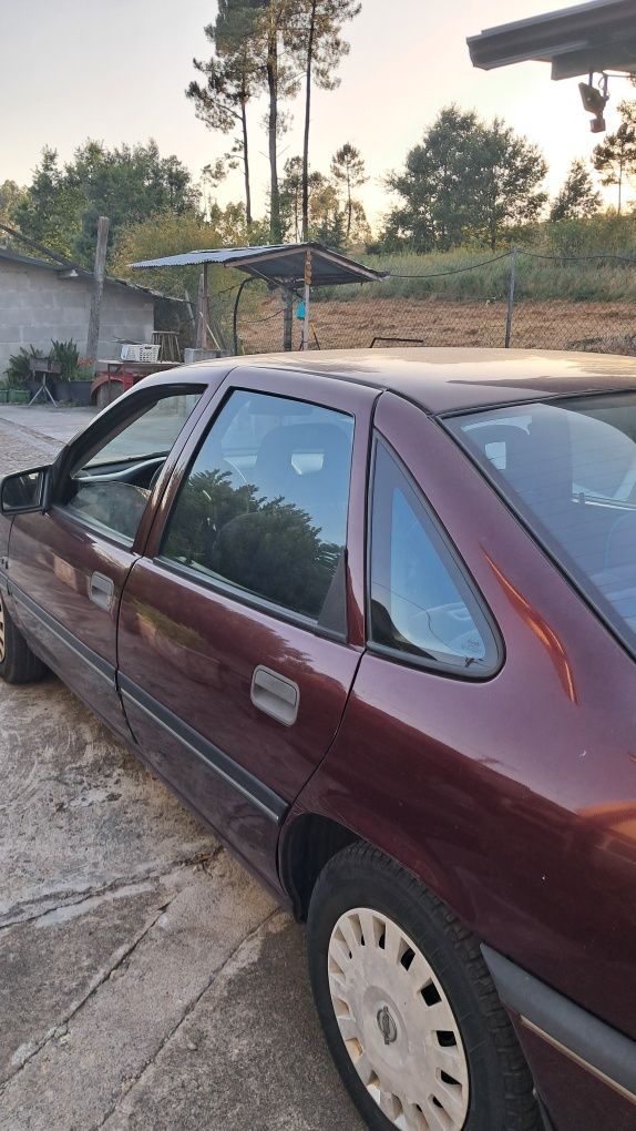 Carro vectra 1600