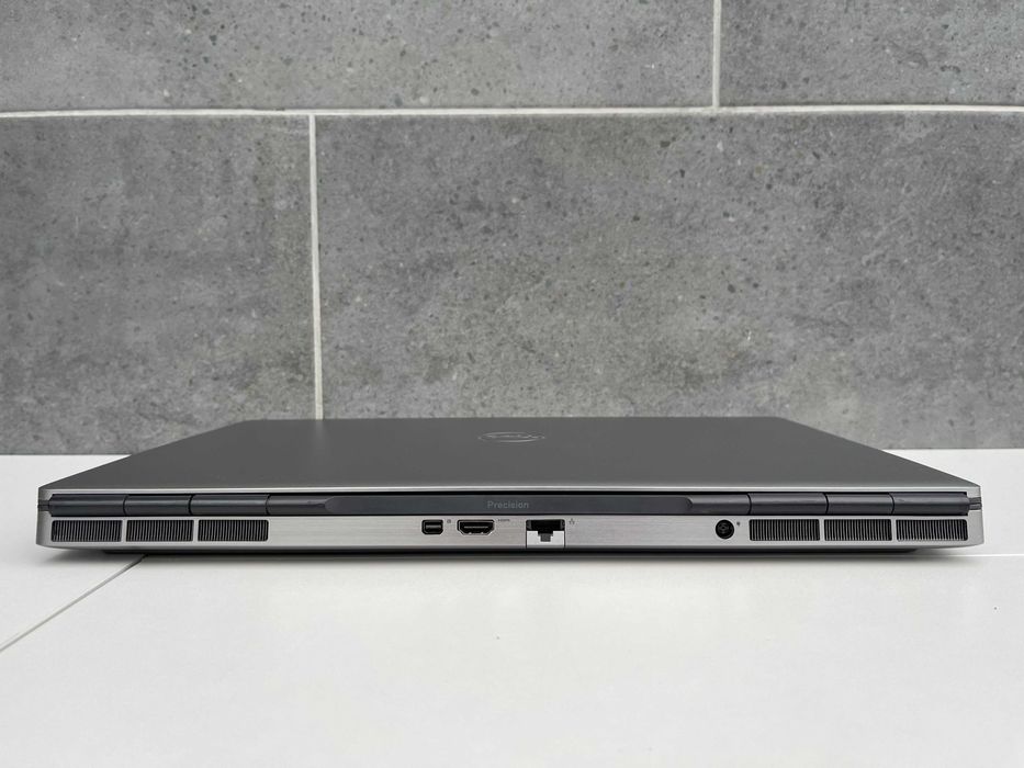 Dell Precision 7750/i9-10885H/64Gb DDR4/1Tb M2/17" IPS/RTX 4000 (8Gb)