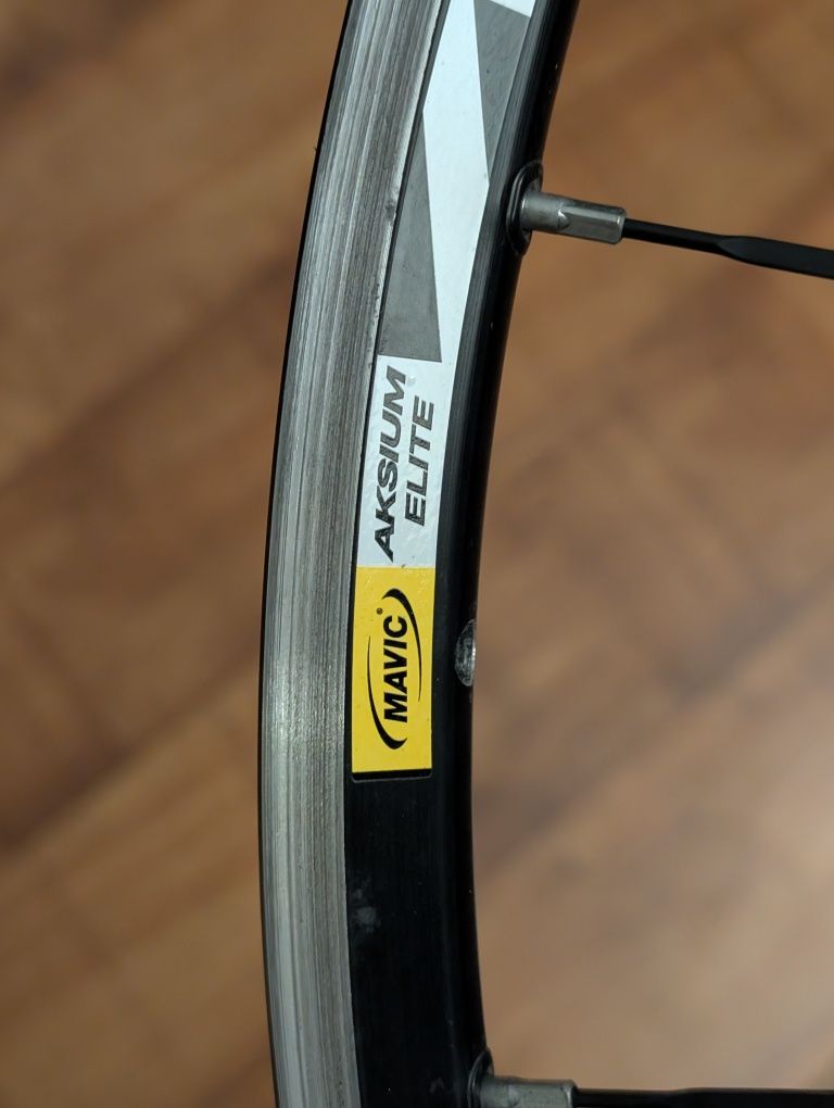 Koła szosowe mavic aksium Elite 28 700c