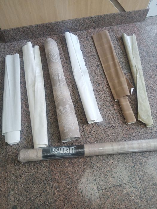 Шпалери, обої вінілові залишки