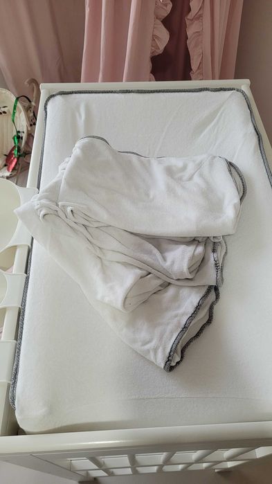 Przewijak guliver ikea, mata i zestaw akcesoriów