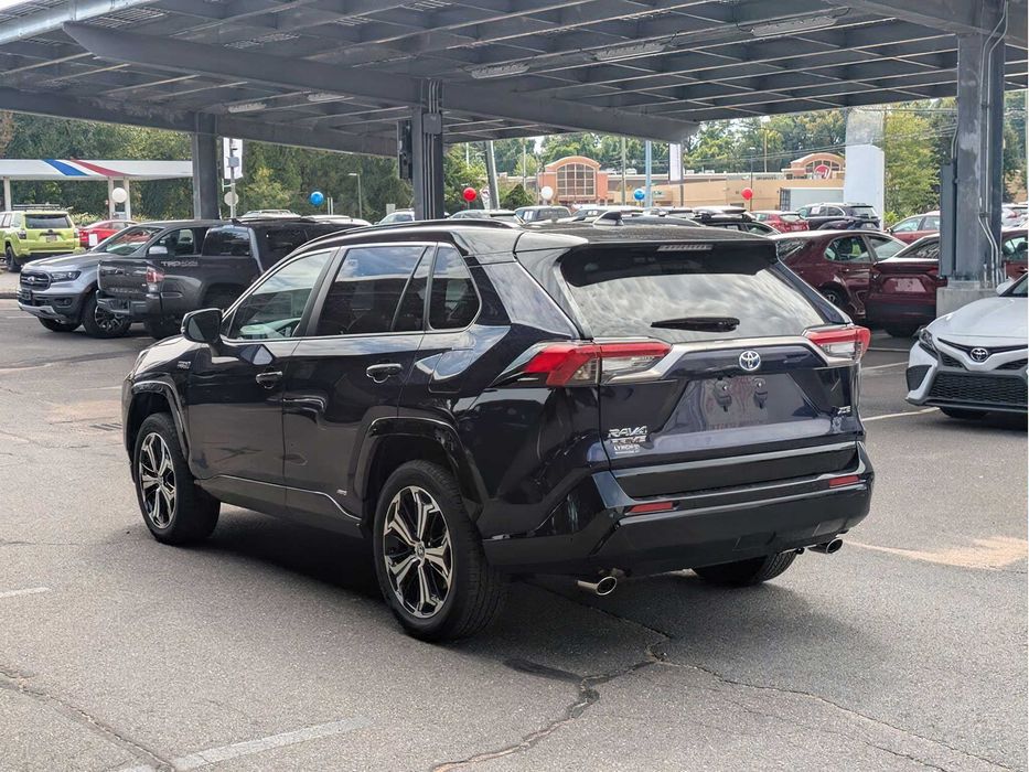 Toyota RAV4 Prime XSE      2023