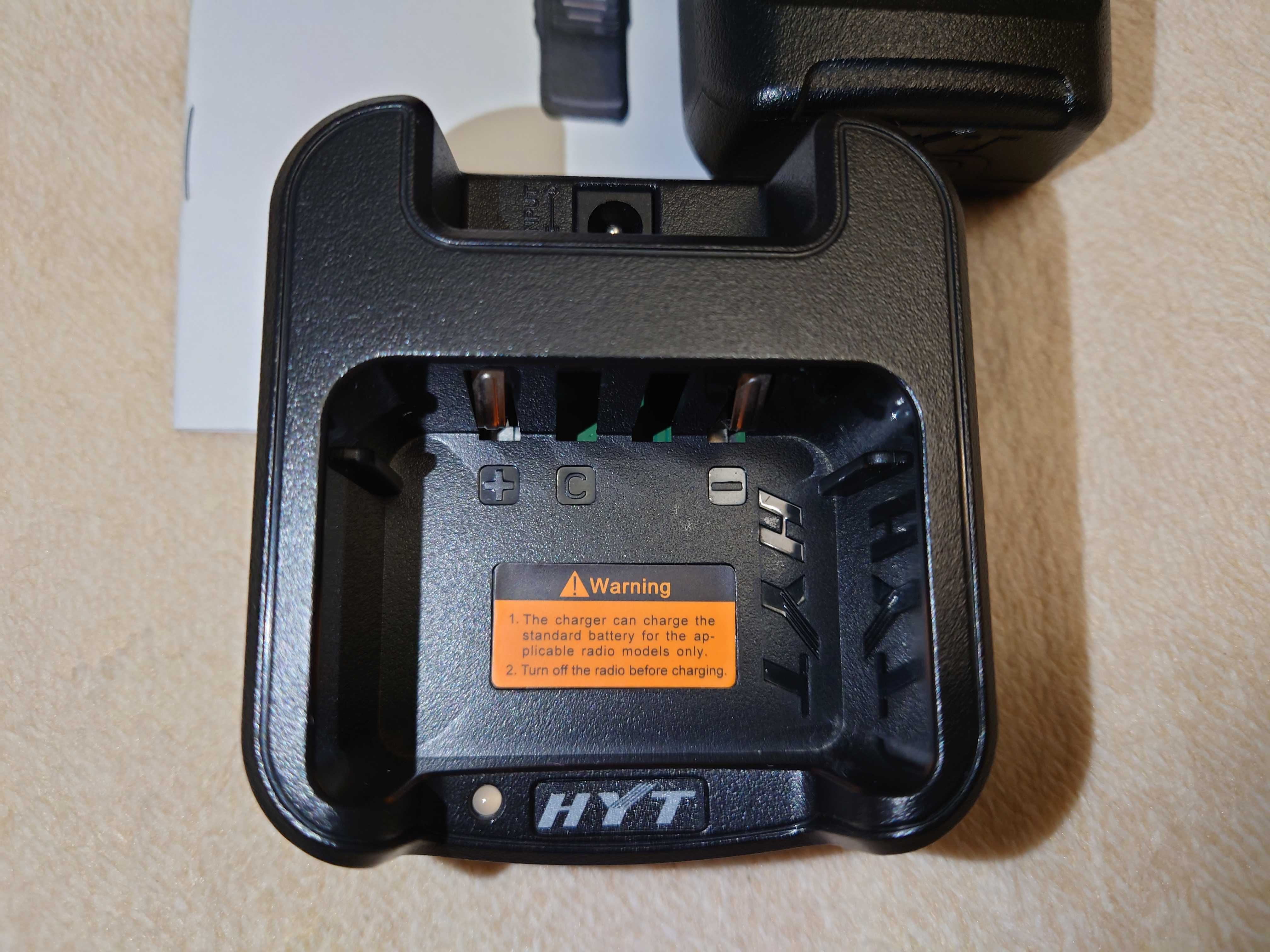 Radiotelefon PMR HYT TC-446S + oprogramowanie i kabel (oryginalne)