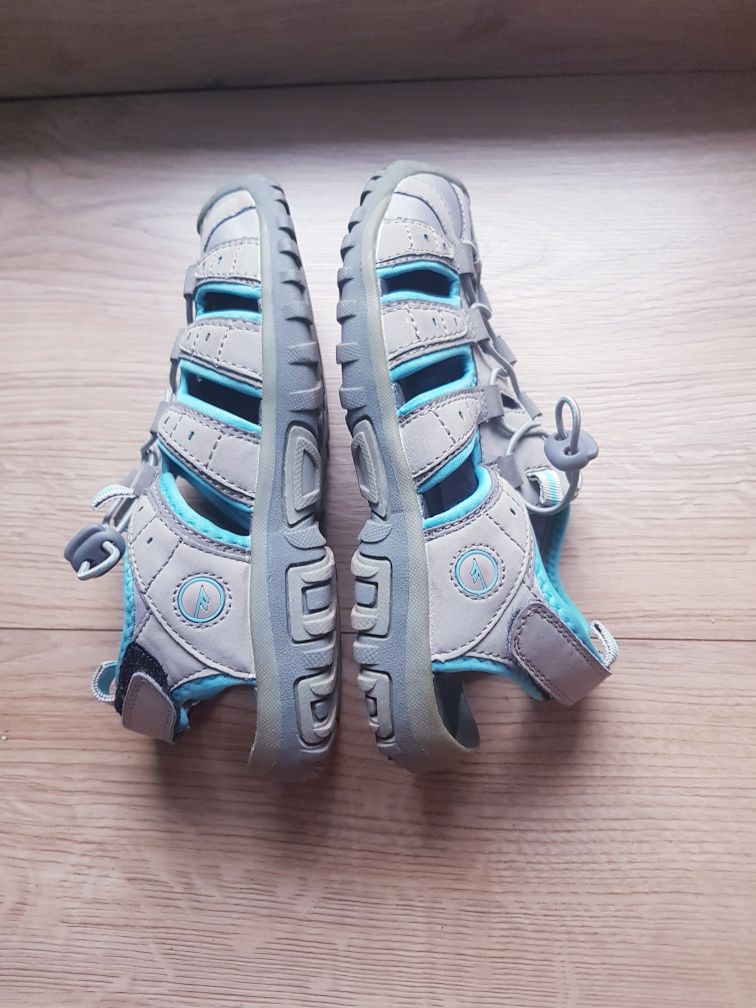 Sandaly damskie marki Hi-Tec rozmiar 38