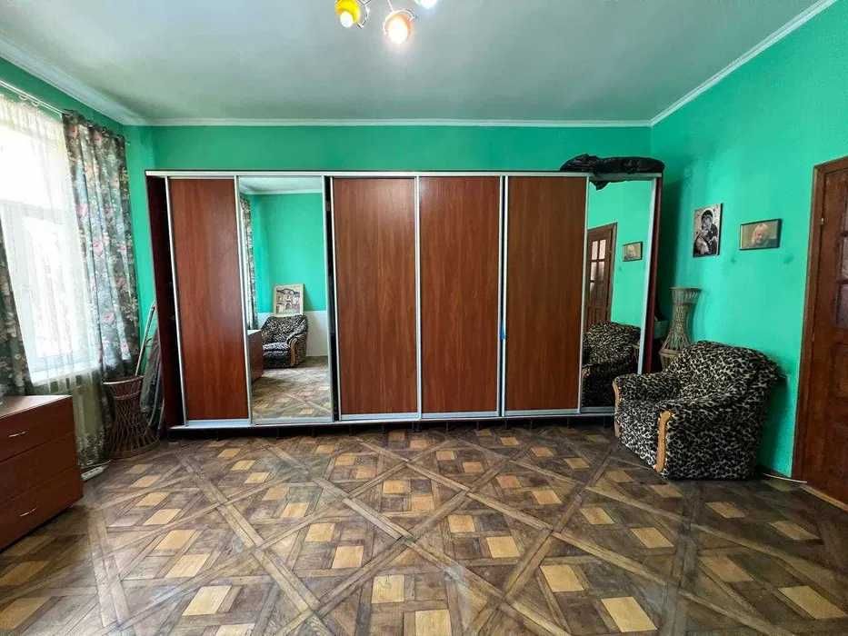 2 рівнева квартира з комерційним потенціалом в центрі міста