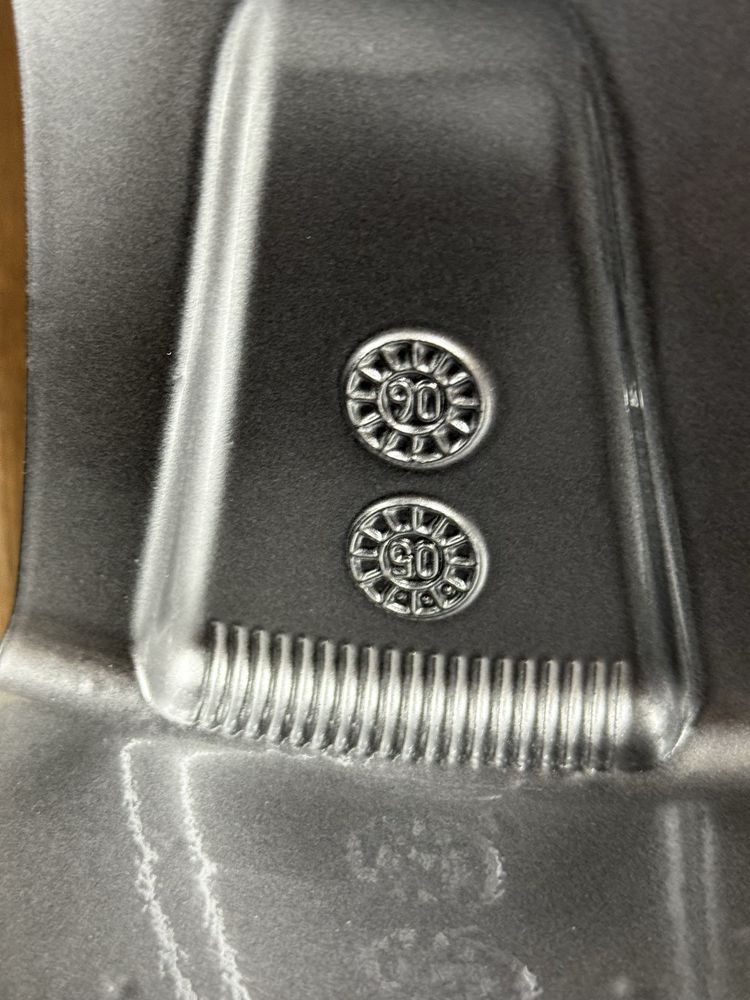 Volkswagen Phaeton - 5x112 диски r19