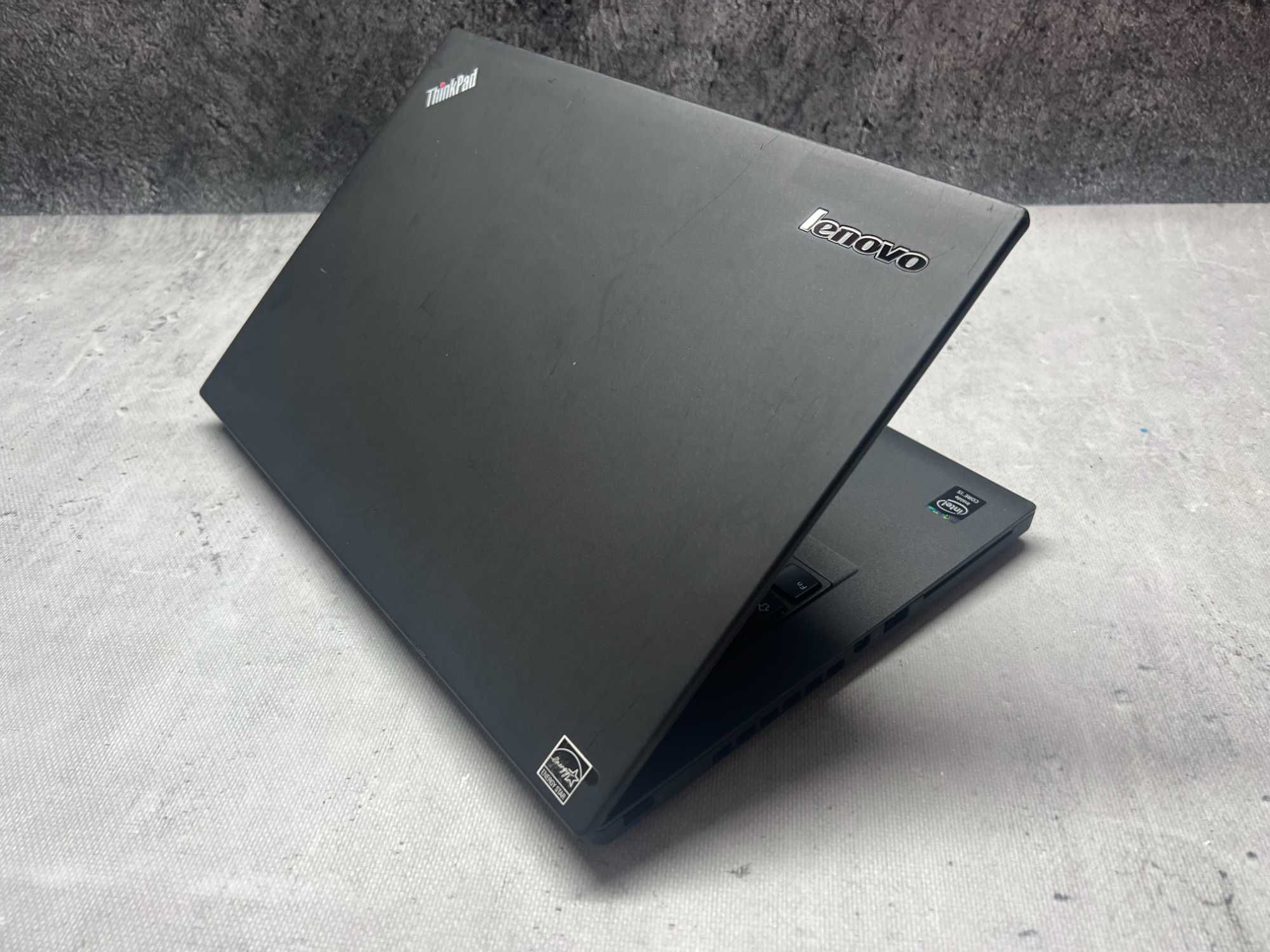 Lenovo Thinkpad T440 / i5 4200 2.6 GHz / 8GB DDR3 / 256SSD / 14,1" HD+