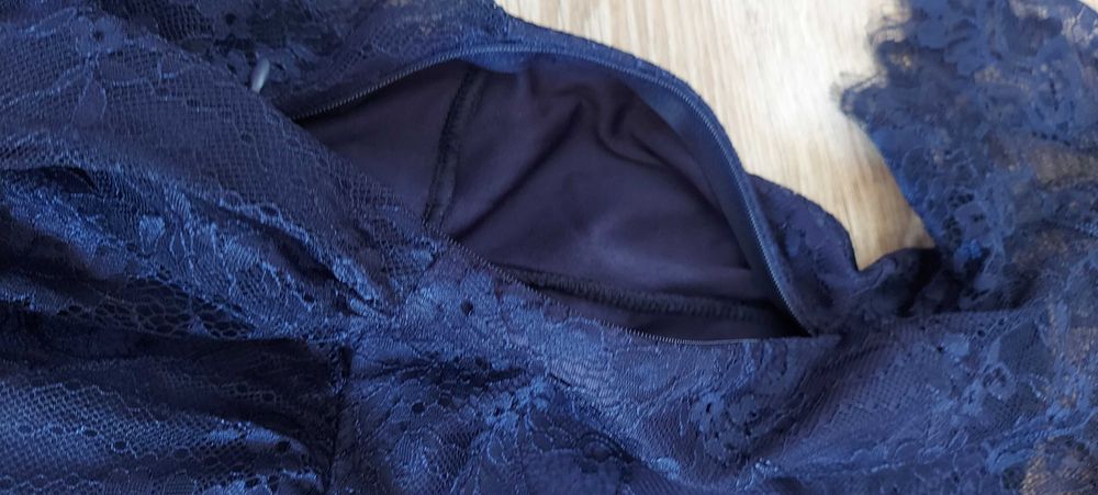 Sukienka Carry S koronka JAK NOWA