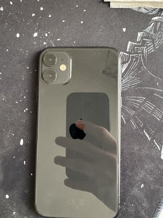 iPhone 11 64GB Preto