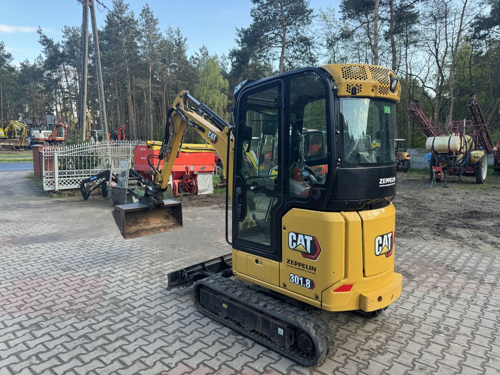 Minikoparka CAT 301.8 rok 2021  Powertilt