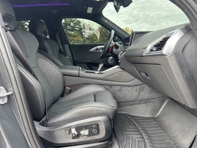 2024    BMW    XM