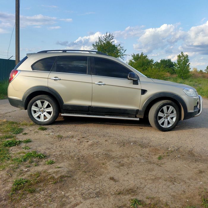 Chevrolet Captiva 2.0 4x4 , 7 місць