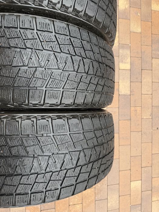 Зимові шини(резина) 255/55 R18 “Bridgestone” Blizzak DM-V1  - 4шт.