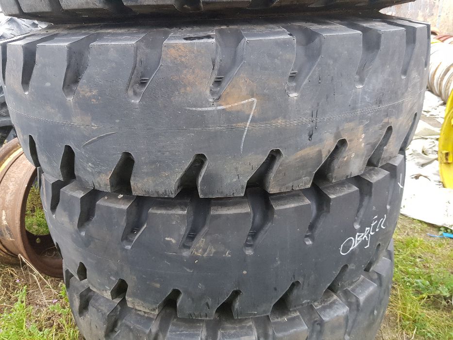 Opony przemysłowe 14.00r24 1400r24 Bridgestone 1400-24 całe dzwig