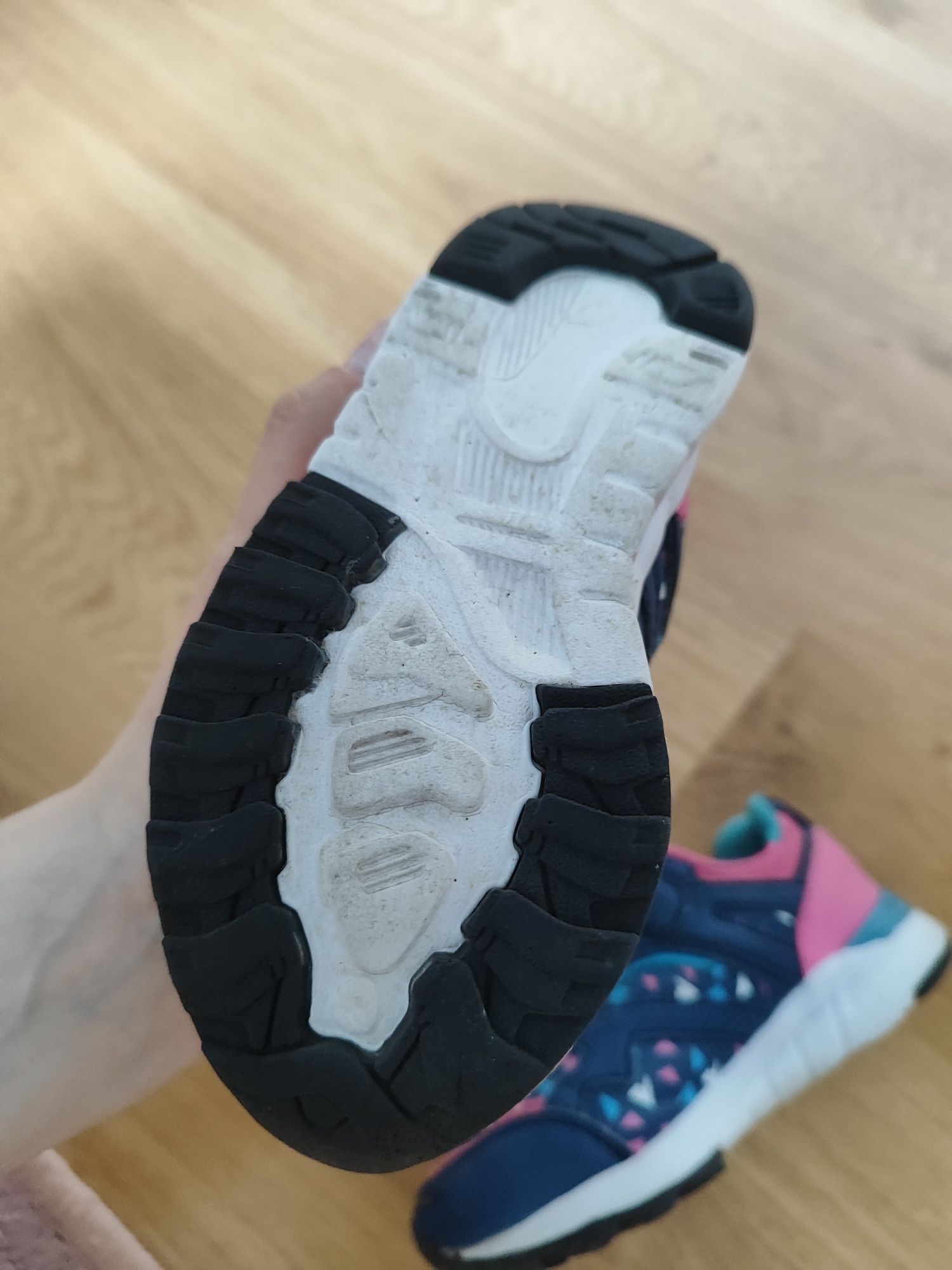 Martes Dziecięce Sneakersy Bejo buty rozmiar 25