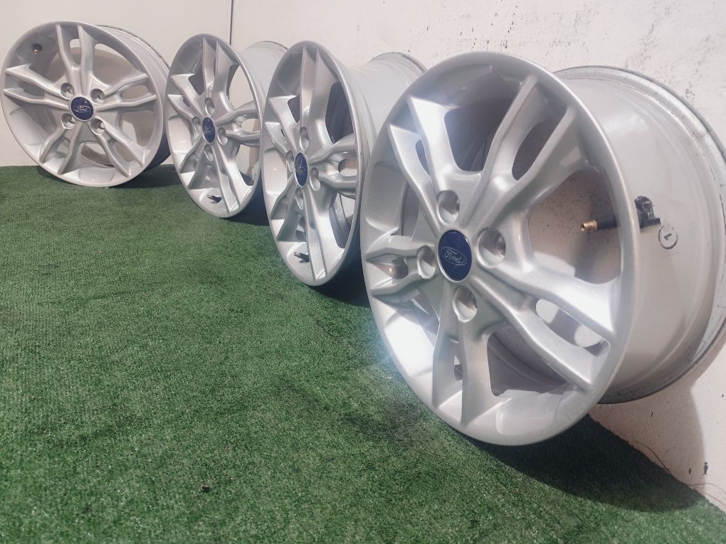 Felgi aluminiowe OE Ford Fiesta MK7 15" 6J 4x108 ET 47.5 TPMS
